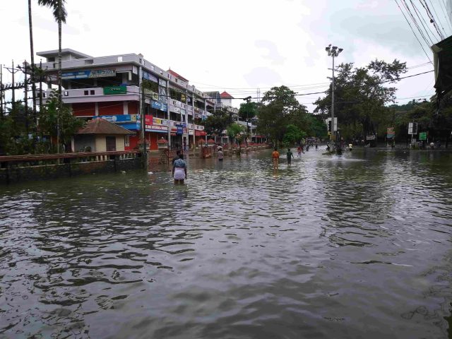 connectivity kerala floods