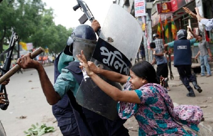 Strike by Bangladeshi garment workers