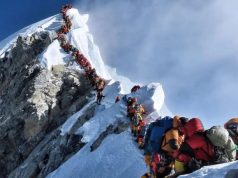 Traffic at Mt. Everest