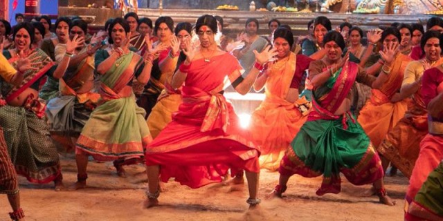 Akshay Kumar danced with 100 trans women