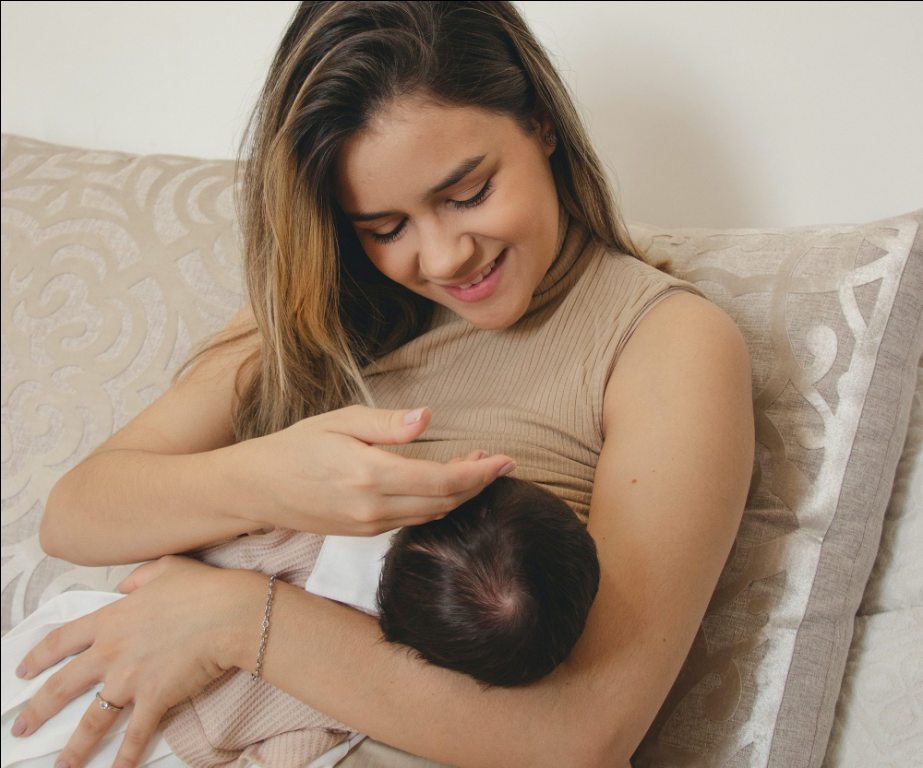 Breastfeeding Awareness Month 2023: Benefits of breastfeeding for both  mother and child - Lifestyle News