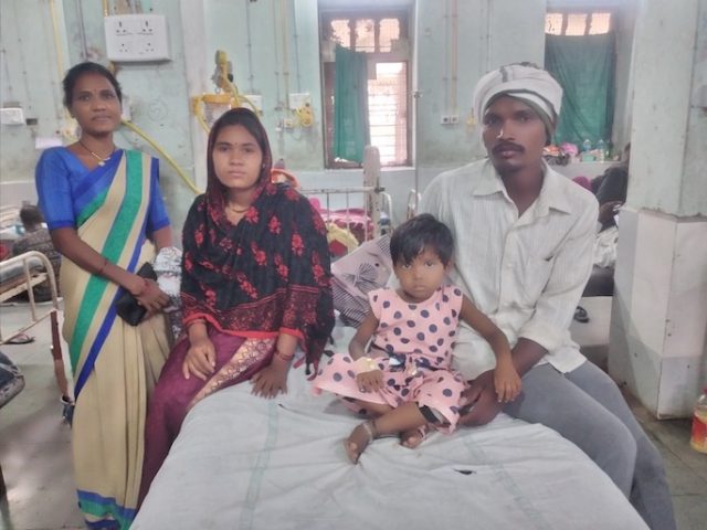 Ashwini with her parents & Sangini Sharda Khadse