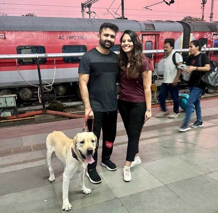 How to travel with your pet dog on train