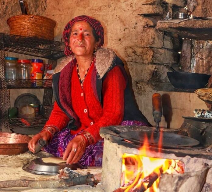 उत्तराखंड – पहाड़ी इलाकों को कम, मैदानी को ज्यादा सीएसआर