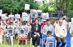 Abhinandan Lodha Yashvi Lodha and students with their Solar Bags along with Forest Authorities Cap