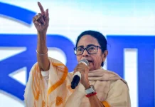 Mamta Banerjee Urges Women To Fight Against SIR With Kitchen Tools