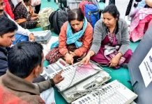 BMC Poll Chaos In Mumbai- Voters Struggle To Find Name,s Booth Confusion Hits Turnout