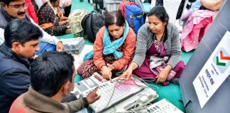 BMC Poll Chaos In Mumbai- Voters Struggle To Find Name,s Booth Confusion Hits Turnout