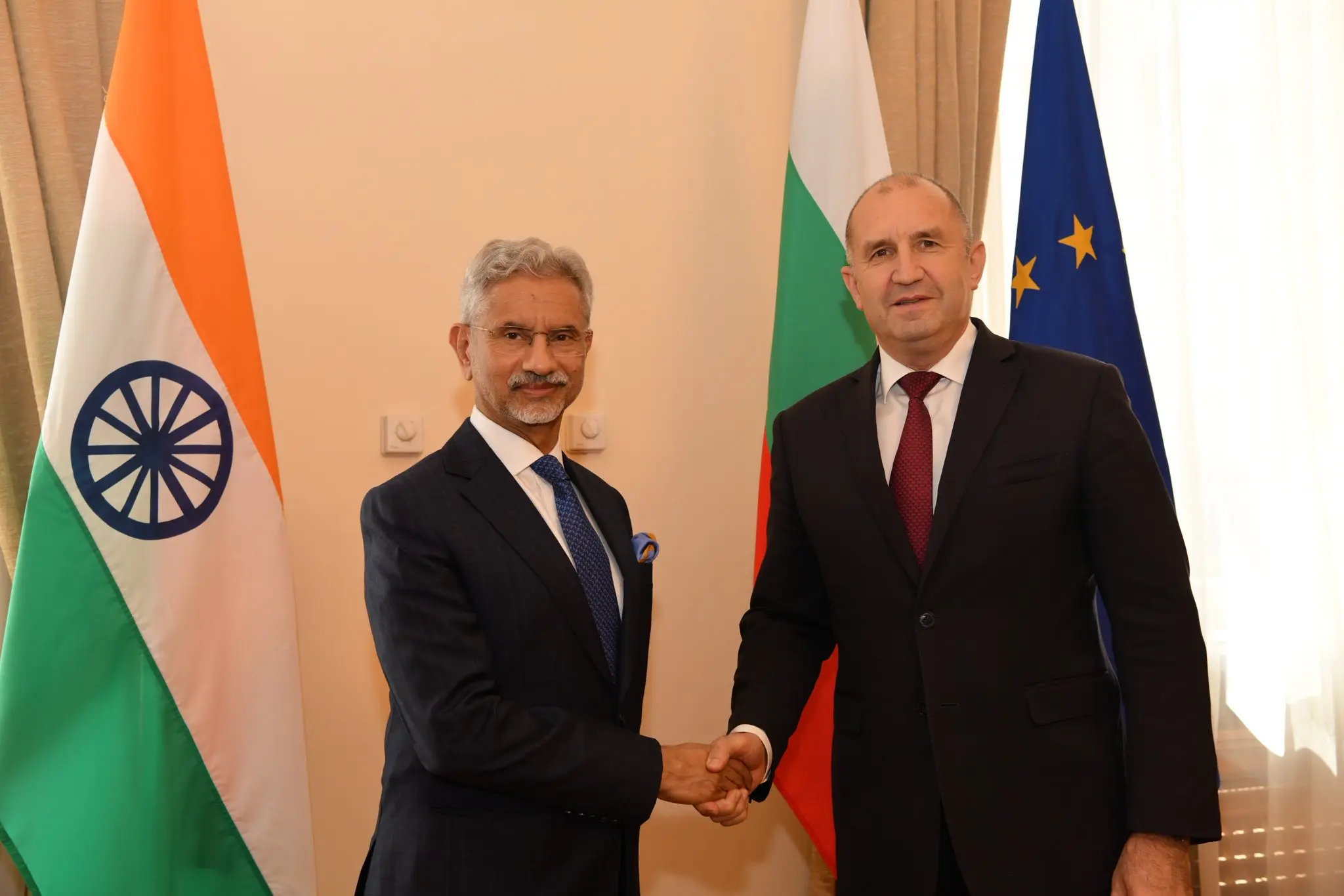 EAM Jaishankar Meets Bulgarian PM, Discusses Expanding Bilateral Ties