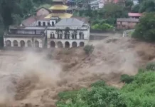 India Enhances Flood Rescue Efforts in Nepal as Death Toll Exceeds 900