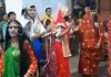 Gujarat: नवरात्रि में पुरुषों का साड़ी पहनकर गरबा, 200 साल पुरानी परंपरा